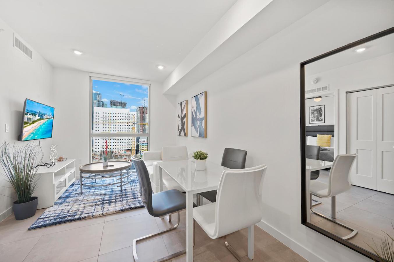 Apartamento Modern Unit Mins From Brickell With Free Parking Miami Exterior foto