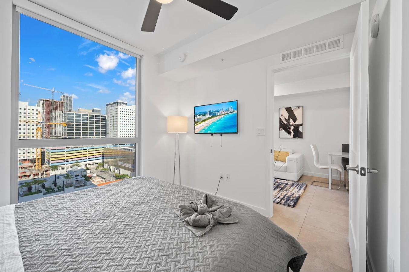 Apartamento Modern Unit Mins From Brickell With Free Parking Miami Exterior foto